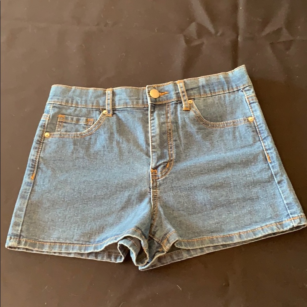 Forever 21 short size 25